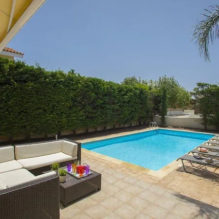 The Ultimate Guide To Renting Your 5 Star Larnaca 03 *