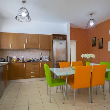 Willa The Ultimate Guide To Renting Your 5 Star Larnaca 03 *